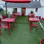 Logis Chateaubriand מלון 2*