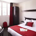 Logis Chateaubriand מלון נאנט
