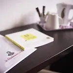 Logis Chateaubriand Hotel