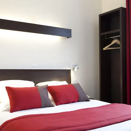 Szálloda Logis Chateaubriand Nantes