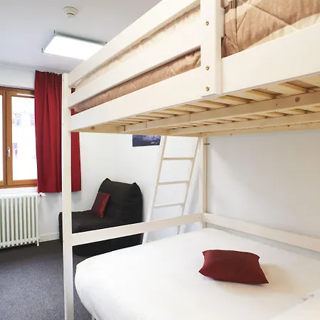 Logis Chateaubriand 호텔