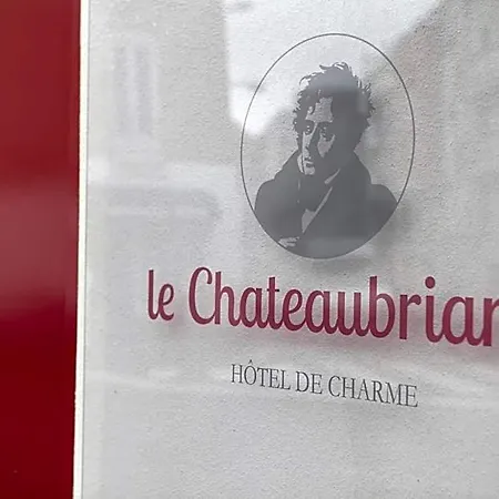 Hotel Logis Chateaubriand 2*