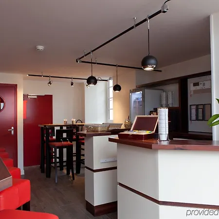 Logis Chateaubriand 2* Nantes