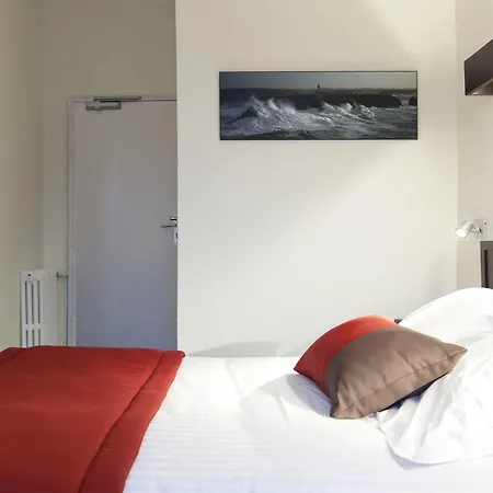 Hotel Logis Chateaubriand