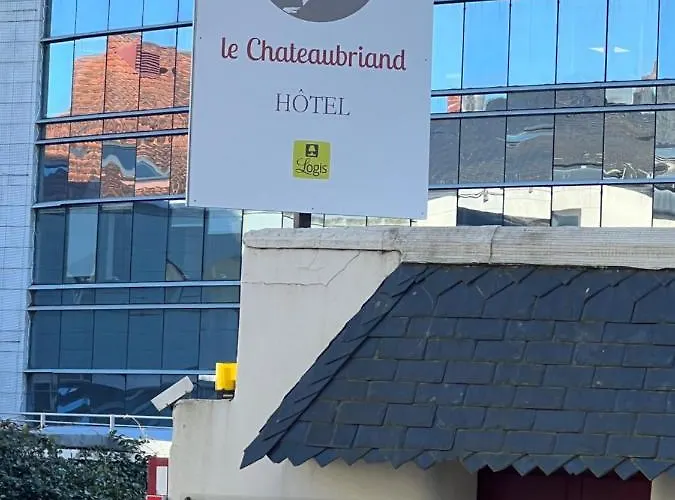 Hotel Logis Chateaubriand 2*