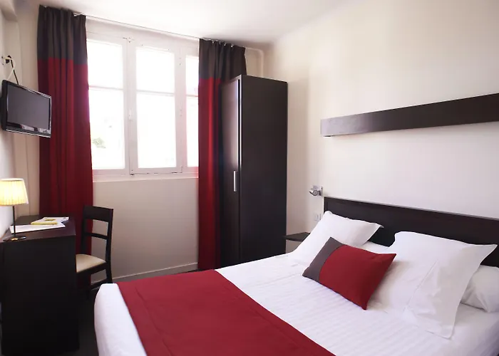 Hotel Logis Chateaubriand Nantes