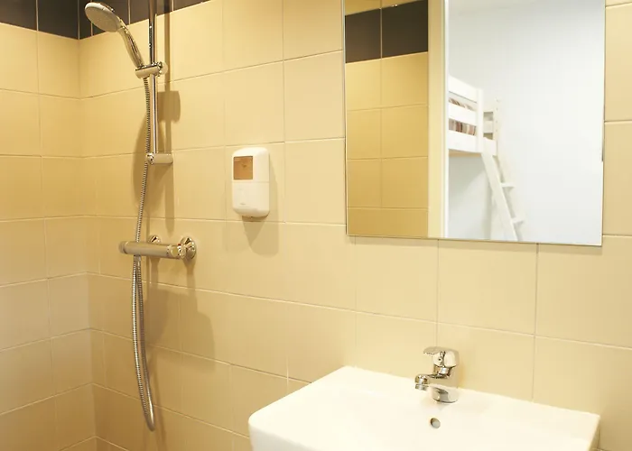 ホテル ロジ シャトーブリアン 2*