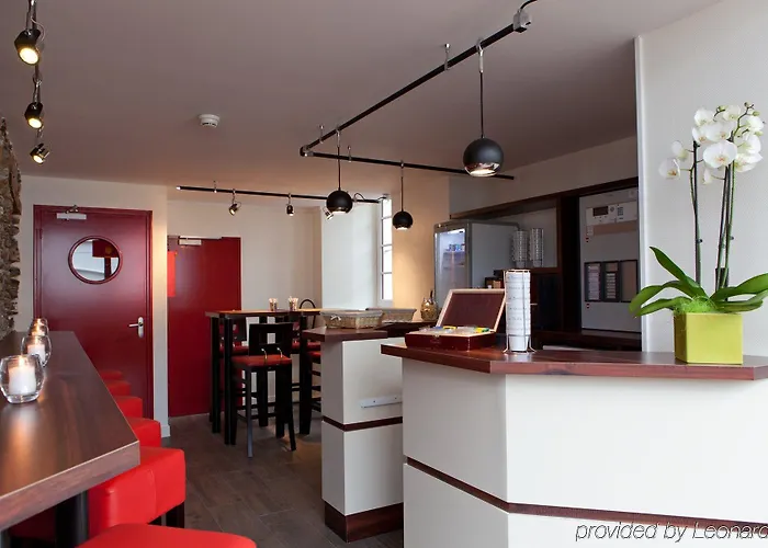 Logis Chateaubriand 2* Nantes