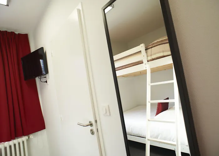 Logis Chateaubriand 2* Nantes